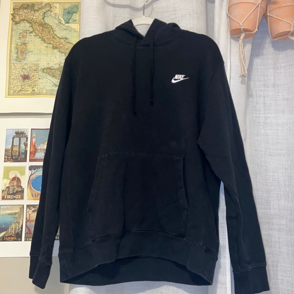 Nike sweatshirt.